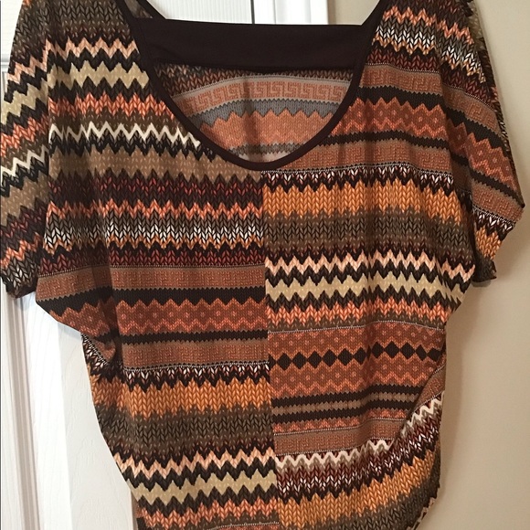 Brand new crop top - Picture 13 of 16